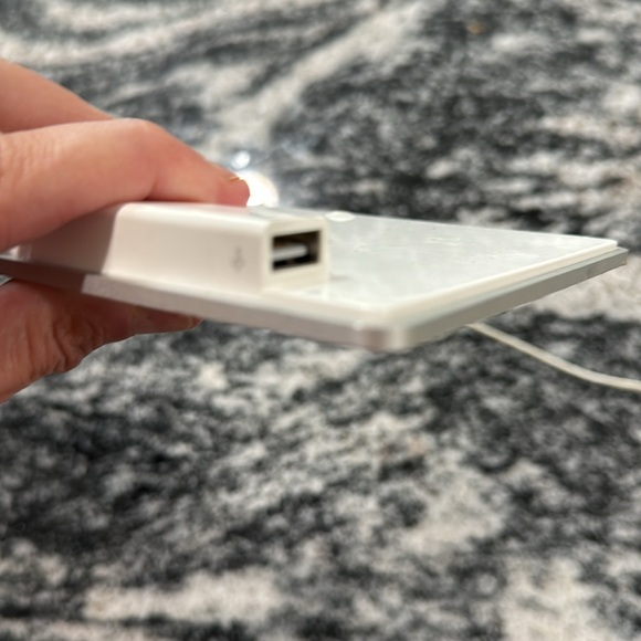 (Lots of 2) Genuine Apple Magic Keyboard A1243 Aluminum USB Wired - Picture 4 of 4